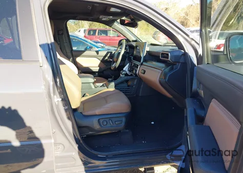 2025 Toyota 4Runner Hybrid Limited из США, поврежденный, VIN JTEVB5BR7S5007442